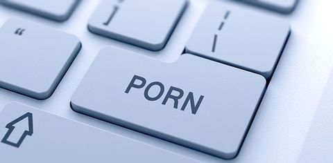 Apple in tribunale per una dipendenza porno