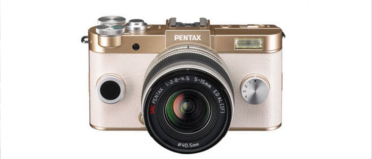 Pentax Q-S1, nuova mirrorless dal look retro | Webnews
