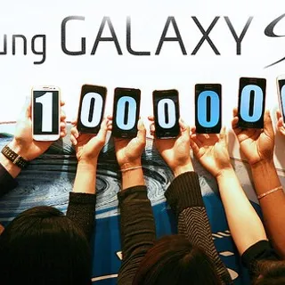 100 milioni di Samsung Galaxy S