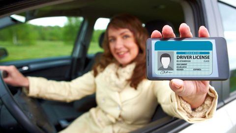 La patente di guida su iPhone? Si, nel 2015
