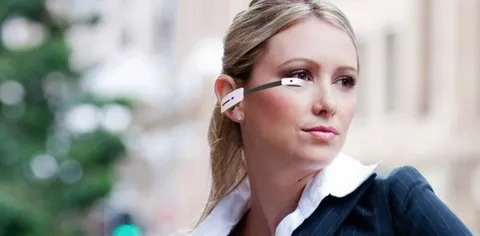 Gli occhiali Vuzix che sfidano Google Glass