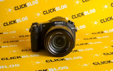 Sony Cyber-shot DSC-RX10 II, la recensione della bridge superzoom firmata Carl Zeiss