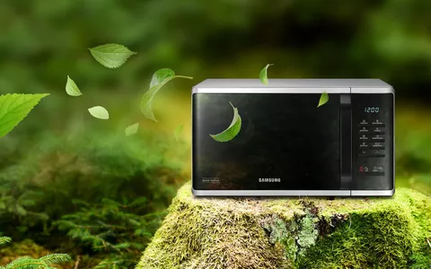 Forno a microonde Samsung da 23 litri e 800W a soli 111€ (MediaWorld In  Coppia Conviene) - Webnews