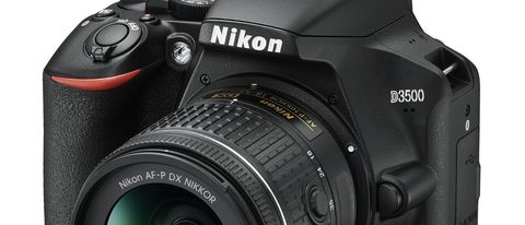 Nikon D3500, reflex entry level dall'anima premium