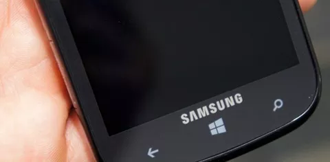 Samsung prepara un Windows Phone 8 di fascia alta