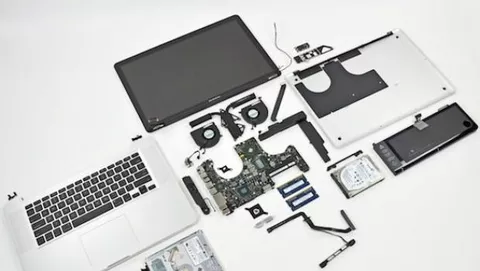 iFixit smonta i nuovi MacBook Pro 15