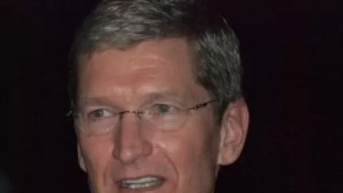 La Silicon Valley corteggia Tim Cook ma Apple se lo tiene stretto