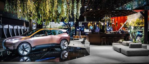 MWC 2019, con BMW l'auto si controlla con la voce