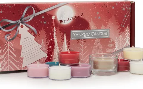 SOLO 9€ per il Set regalo da 10 candele Yankee Candle (con portacandela IN OMAGGIO)
