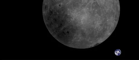 Straordinaria foto mostra lato nascosto della Luna