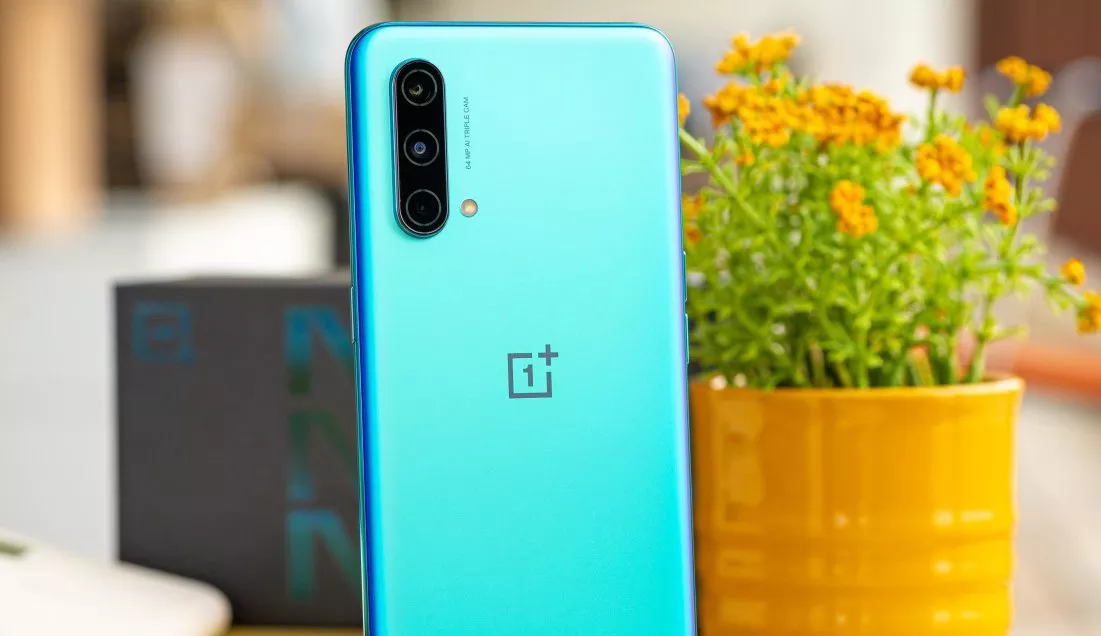 Fotocamera per selfie fantastici e pronti per i social: OnePlus Nord CE super scontato