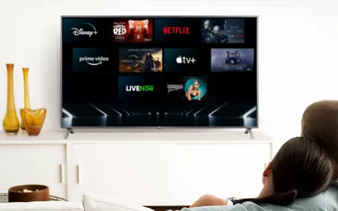 FOLLIA eBay: il sito va in TILT e svende la smart TV LG da 32” a prezzo OUTLET