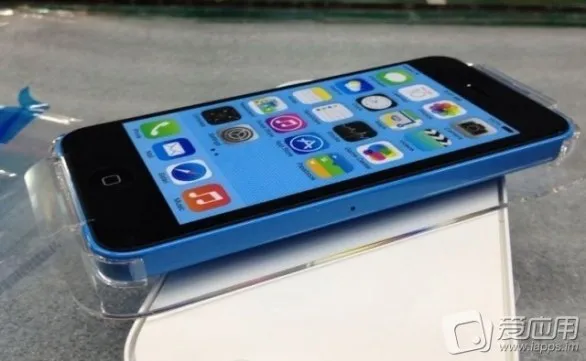 iPhone 5C altre immagini di esemplari completi