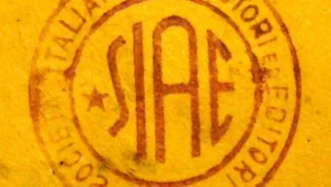 PC bloccato con logo SIAE? È una truffa