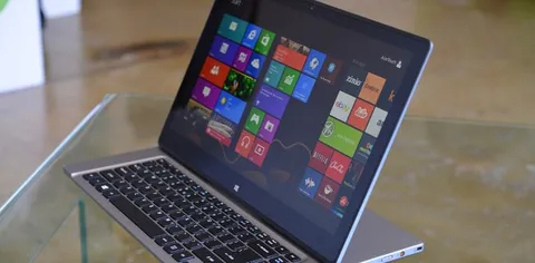 Acer Aspire R7, l'ultrabook innovativo