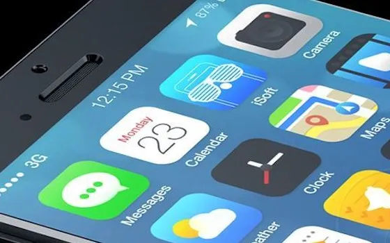 iPhone 6 sottile la metà di iPhone 3GS?
