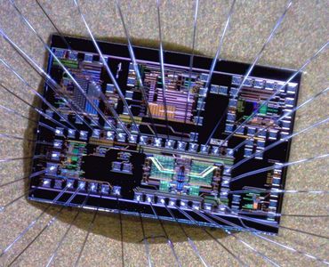 PoliMI sviluppa chip ottico che indirizza i dati della banda larga