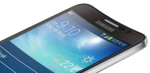 Samsung Galaxy S5: il display non sarà curvo