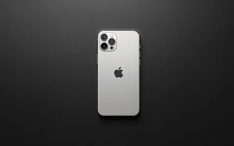 Apple iPhone 18 Air potrebbe avere doppia fotocamera 48MP per rilancio