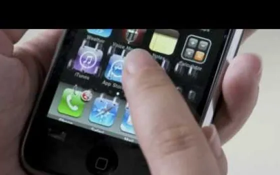 4iThumbs: la prima tastiera tattile per iPhone