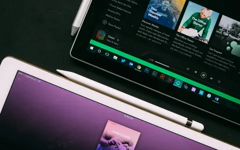 Spotify, ora sono guai seri: trovati video porno nella libreria musicale