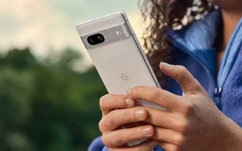 Google Pixel 7A spazza la concorrenza a soli 509€ con Buds in regalo