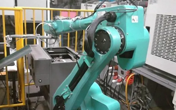 Foxbot, il robot che sostituirà gli operai Foxconn