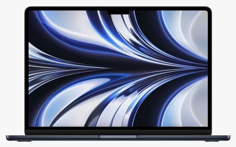 MacBook Air M2: lancio il 15 luglio