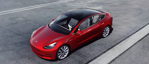 Tesla Model 3, niente sospensioni pneumatiche