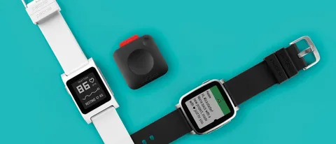 Fitbit prepara l'acquisizione di Pebble