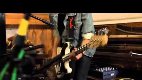 Fender lancia una Stratocaster con USB per iPhone e iPad