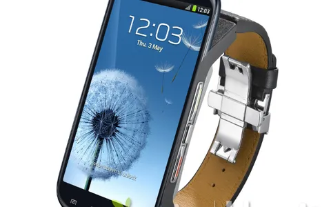 iWatch: in gara anche Samsung