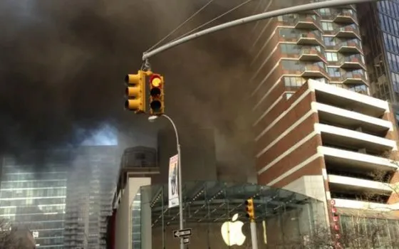 Paura incendio all'Apple Store di New York, ma è un edificio vicino