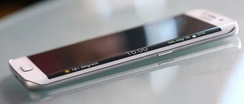 iPhone 8: schermo meno curvo degli Edge Samsung