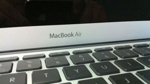 MacBook Air: ecco le feature che dovrà possedere per battere gli ultrabook