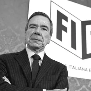 La Fieg sfida Google: news a pagamento