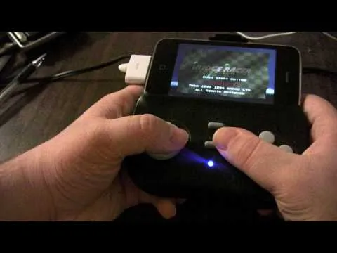 iJoyPad - Rare gamepad addon for the iPod Touch & iPhone