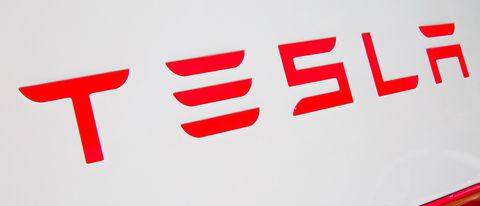 Tesla accetterà pagamenti in bitcoin