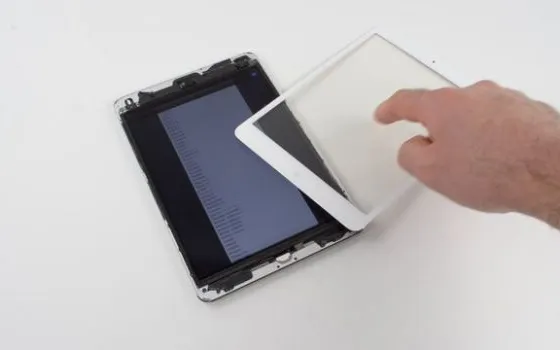 iPad mini smontato da iFixit rivela gli altoparlanti stereo