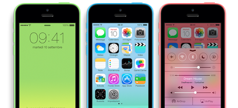 iPhone 5c, Tim Cook spiega perché non è un iPhone entry-level
