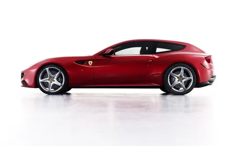 La Granturismo FF dà il via a un maggior legame tra Apple e Ferrari