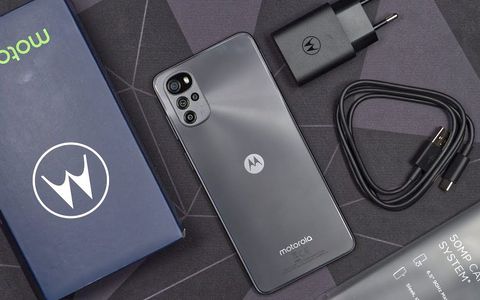 Il Motorola g22 è il miglior smartphone del momento: l’offerta di oggi è da capogiro