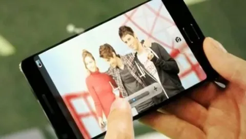 Samsung Galaxy S III, display 4,6 pollici Super AMOLED HD+