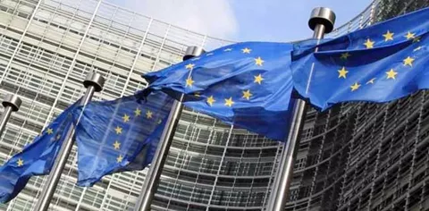 EU: un report suggerisce di regolamentare i blog