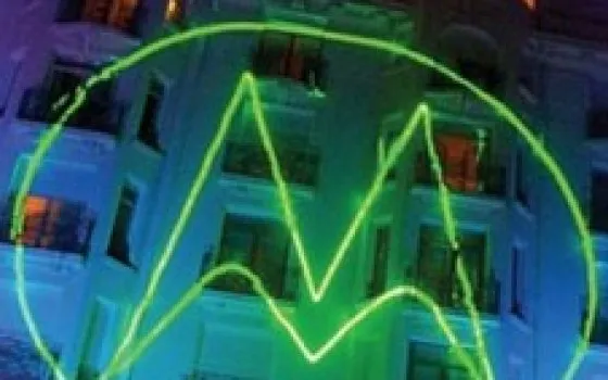Motorola cita un ex-dirigente ora in Apple