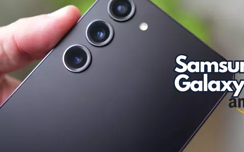 Samsung Galaxy S23 con caricatore, OFFERTA ESPLOSIVA di Amazon: sconto di 300€!