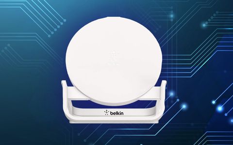 Belkin, il supporto di ricarica wireless per smartphone è scontato del 43%