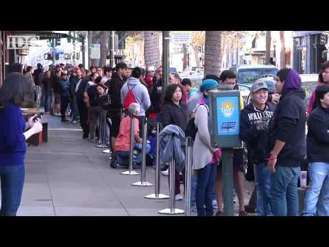 Apple opens new store in Palo Alto
