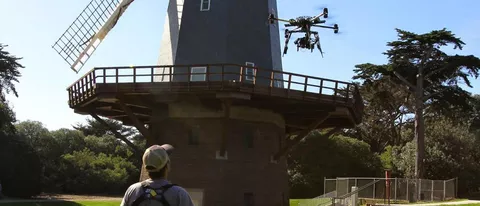 Moto X su un drone cattura San Francisco in 4K