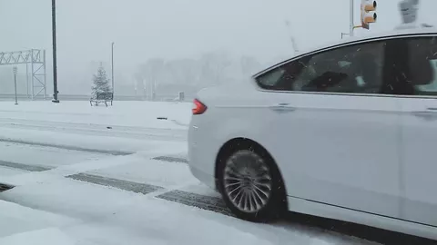 La self-driving car di Ford e la neve